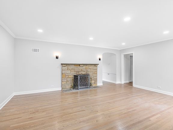 3rd image of 155 Cornell Ave