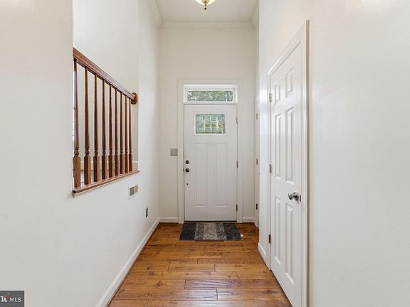 4th image of 5204 Bamburg Ct