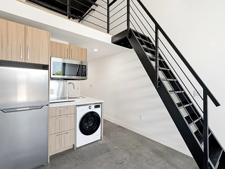 Step Designer Studio Community Living — Photo 201