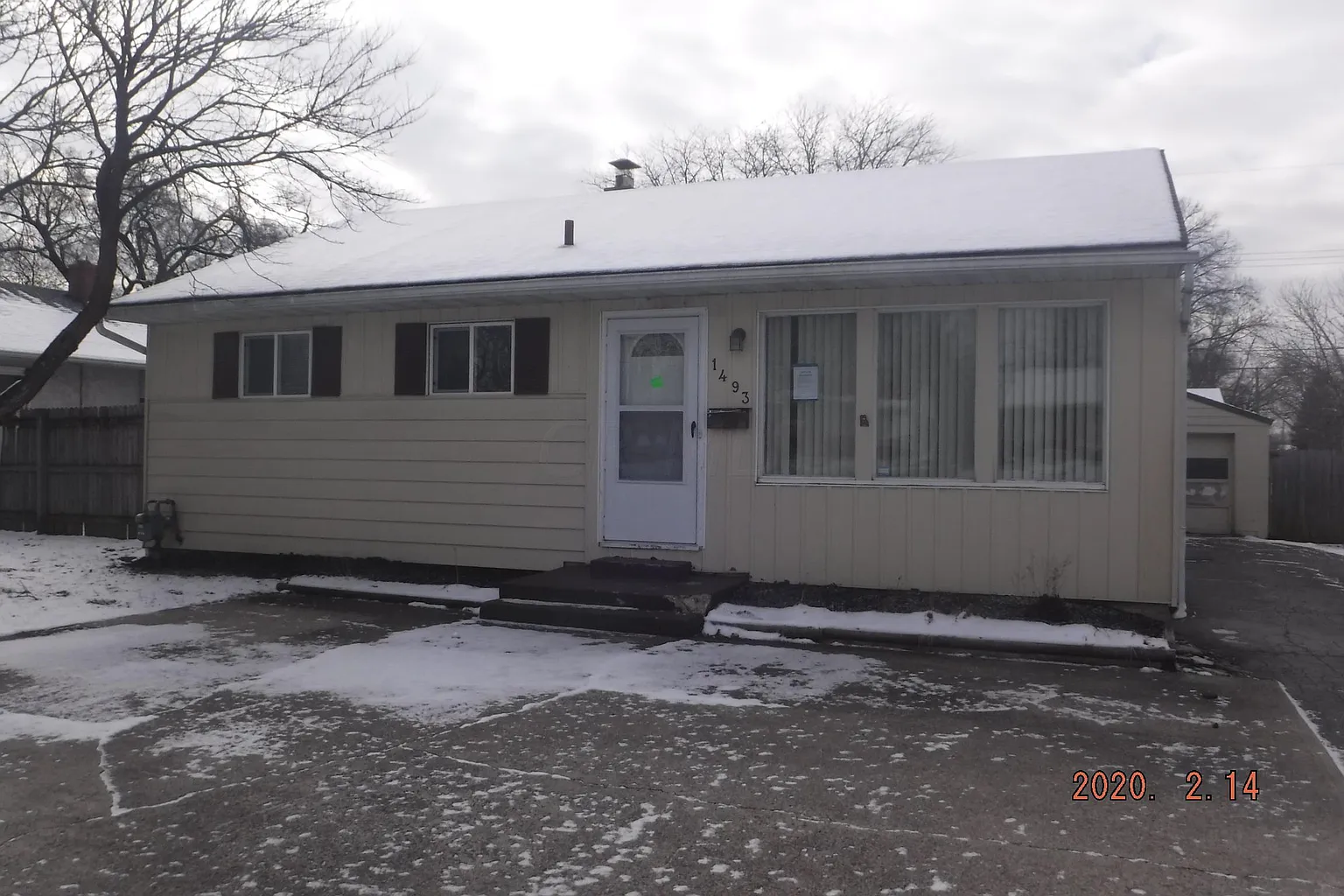 1493 E Cooke Rd photo 1