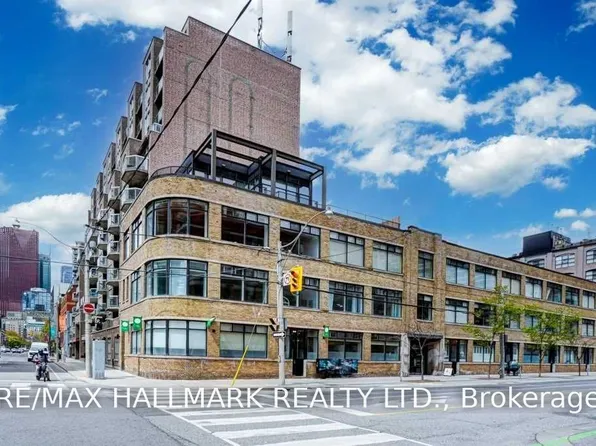 80 Sherbourne St #106, Toronto, ON M5A 2R1