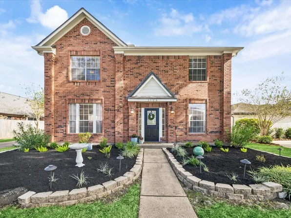 3106 Chesterfield Ln, Stafford, TX 77477