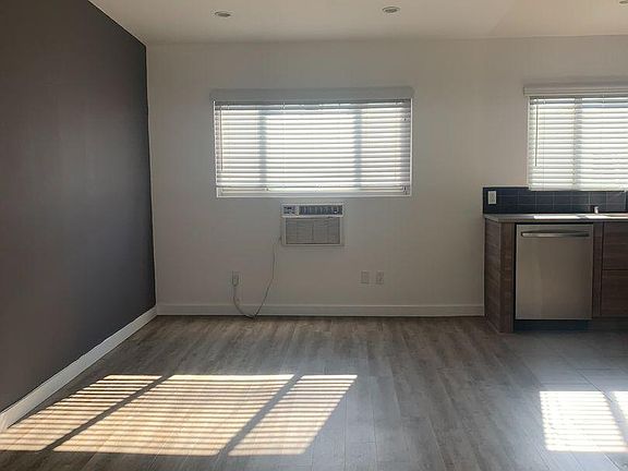 3rd image of 11670 Chenault St #9-D