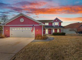 718 Stow St, Horicon, WI 53032