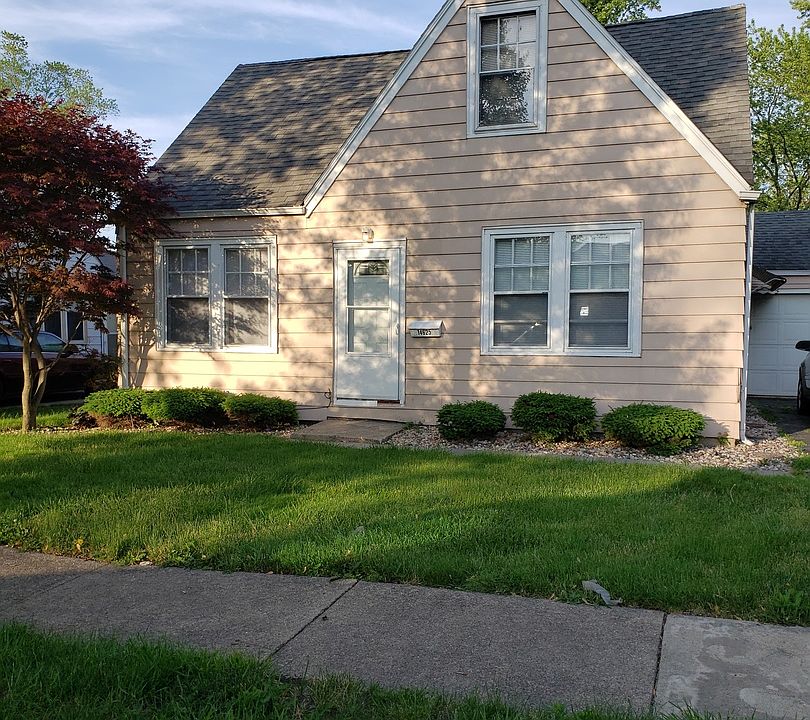 1st image of 14625 S Whipple St