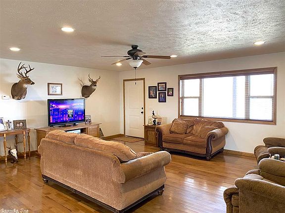 3rd image of 694 Wild Rose Ln