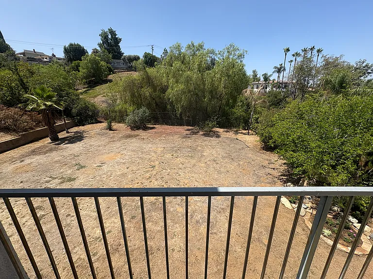 524 Golden West Dr — Photo 21