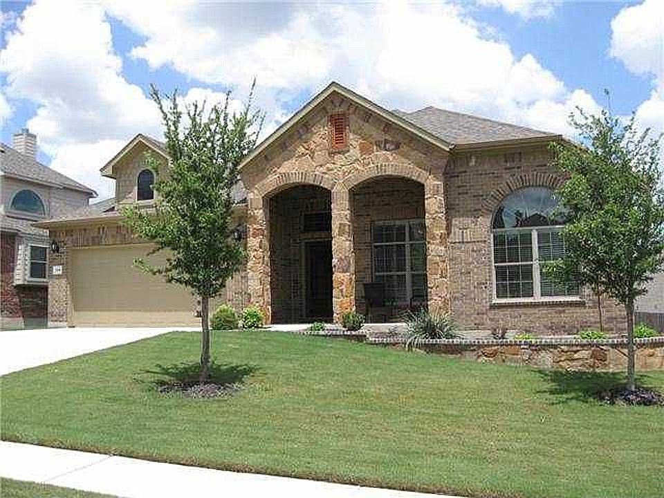 1st image of 304 Walsh Hill Trl