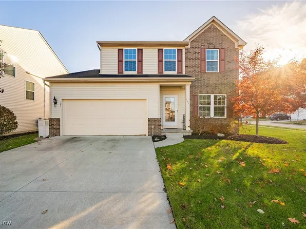 121 Slippery Rock Ln, Berea, OH 44017