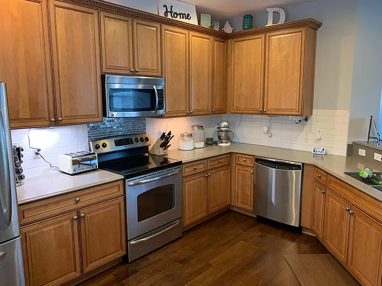 7631 Bramwell St — Photo 22