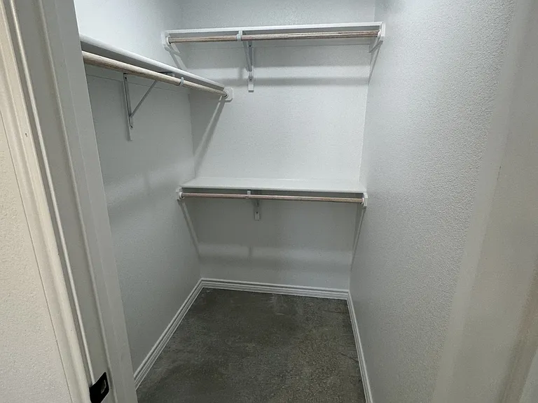 209 Elbert Ln #B — Photo 38