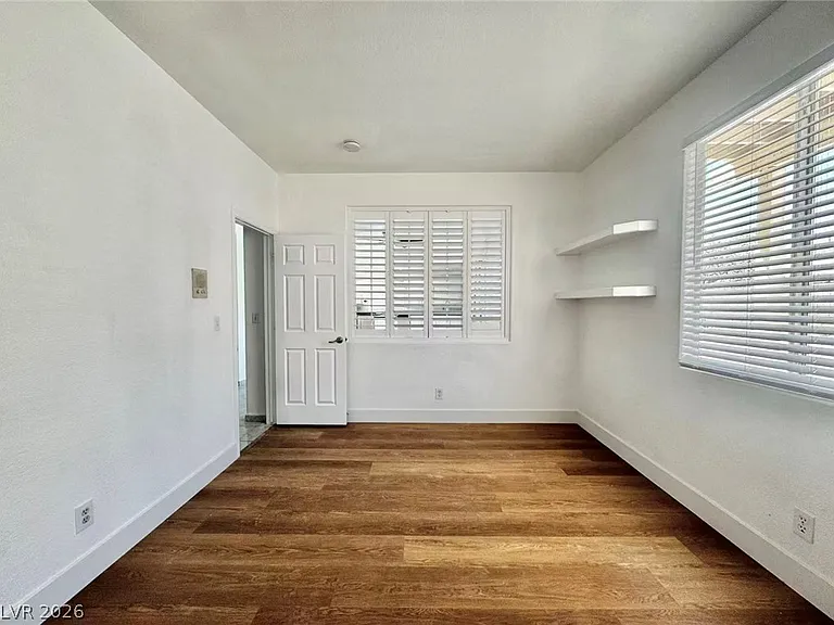 3829 Climbing Rose St — Photo 30