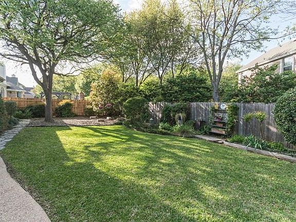4th image of 2822 Chatelle Dr