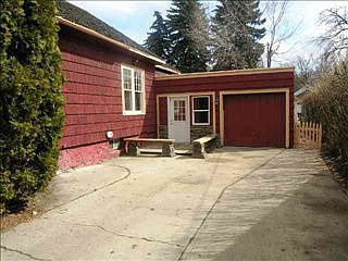 2nd image of 516 Woodford St