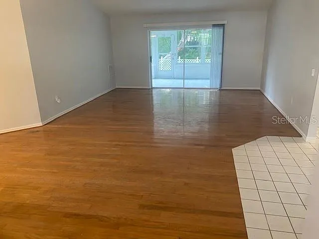 7050 Woodibis Dr — Photo 2