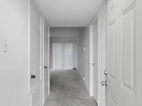 700 Thicket Ln APT 1006, Houston, TX 77079