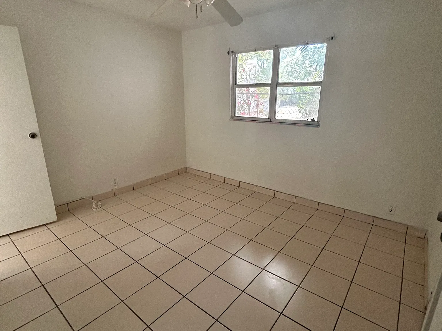 1 bed, $1,200 — Photo 4