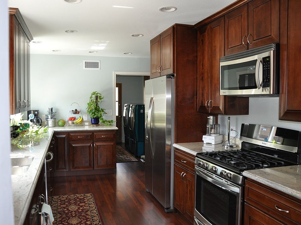 2nd image of 1314 E Chalynn Ave