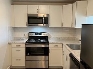 55 Belle Isle Ave APT 302, Revere, MA 02151