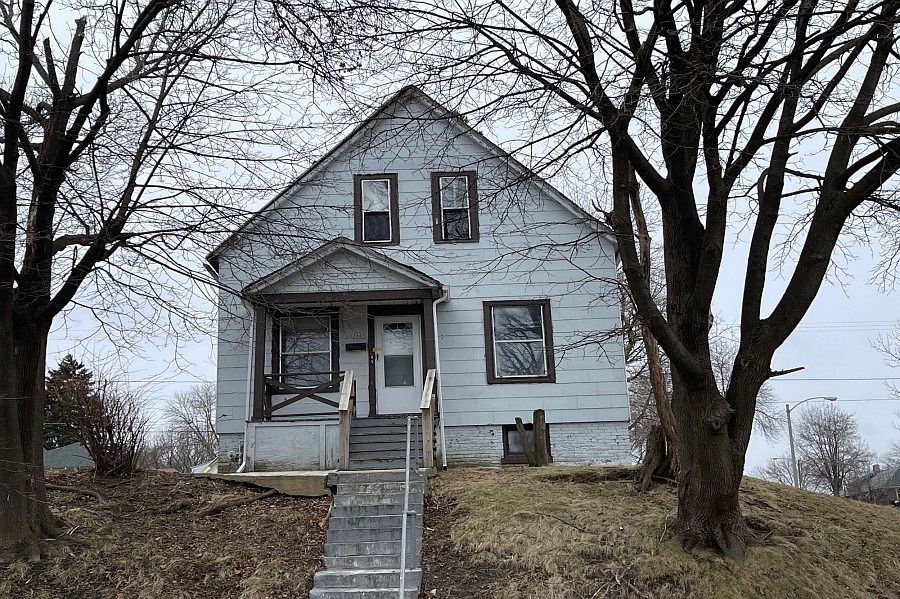 1st image of 2865 N Palmer St