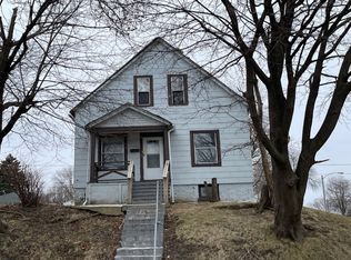 2865 N Palmer St, Milwaukee, WI 53212
