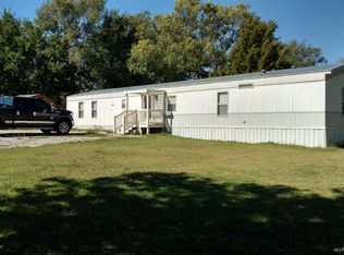 817 Oak St, Cawker City, KS 67430