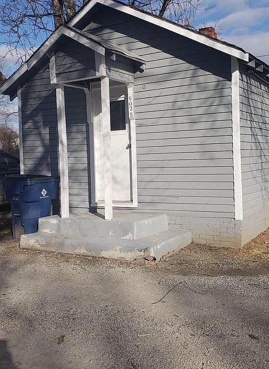 1st image of 808 N Wood St #C5