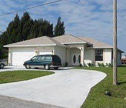 1st image of 1416 SE 17th Pl