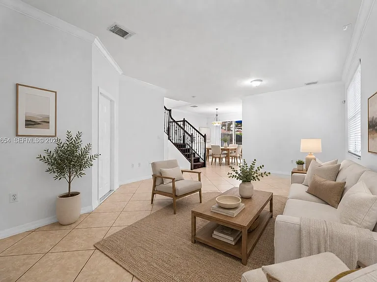 12392 SW 124th Ter — Photo 3