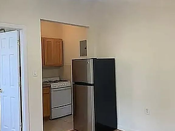 5th image of 100 W 139th St #17C