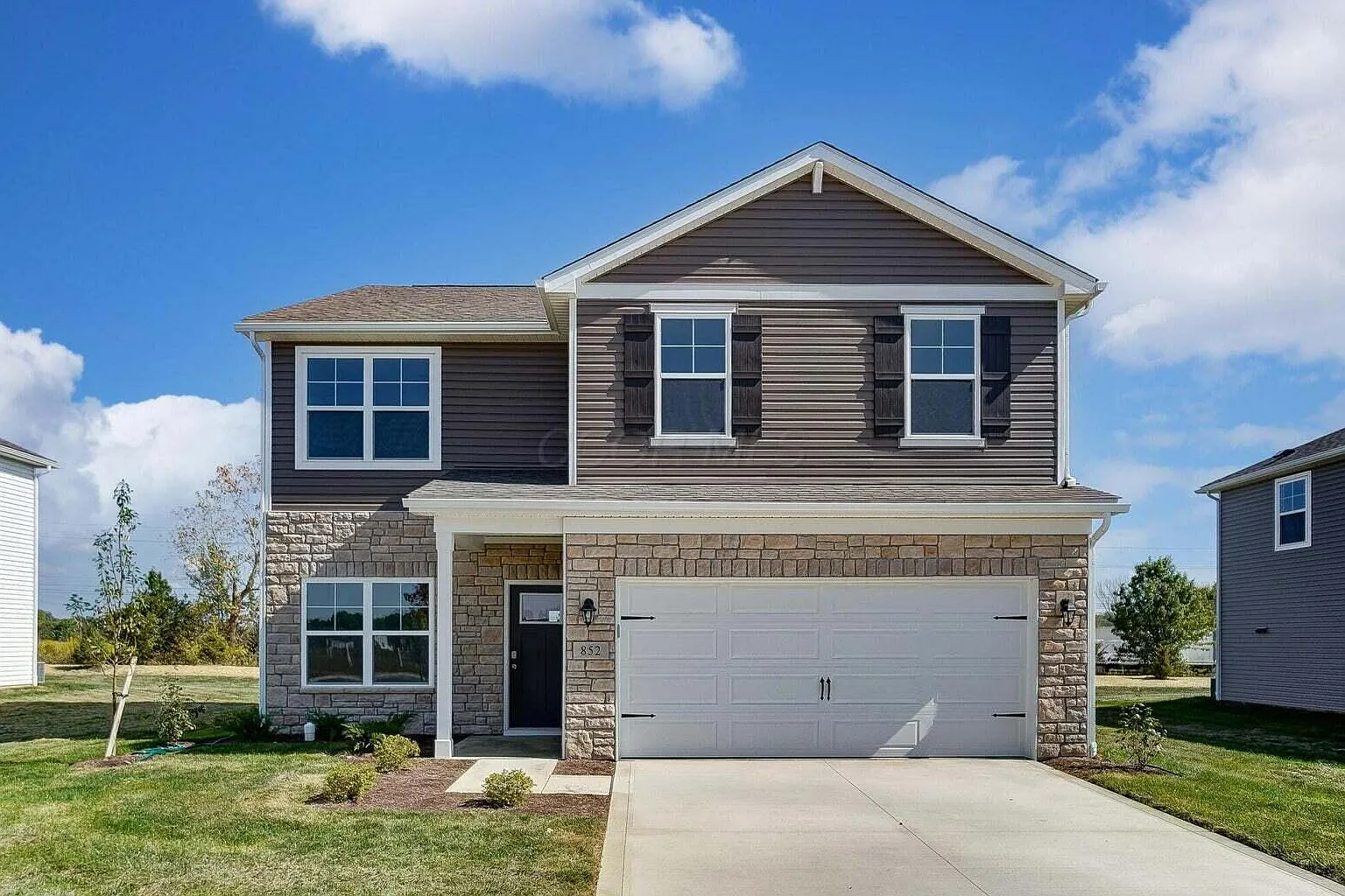 4 bed, 2.5 bath, 2053 sqft, $2,450 — Photo 1
