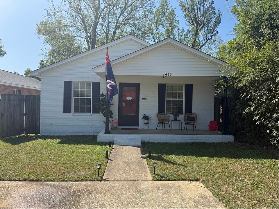 1st image of 1665 E Hatton St