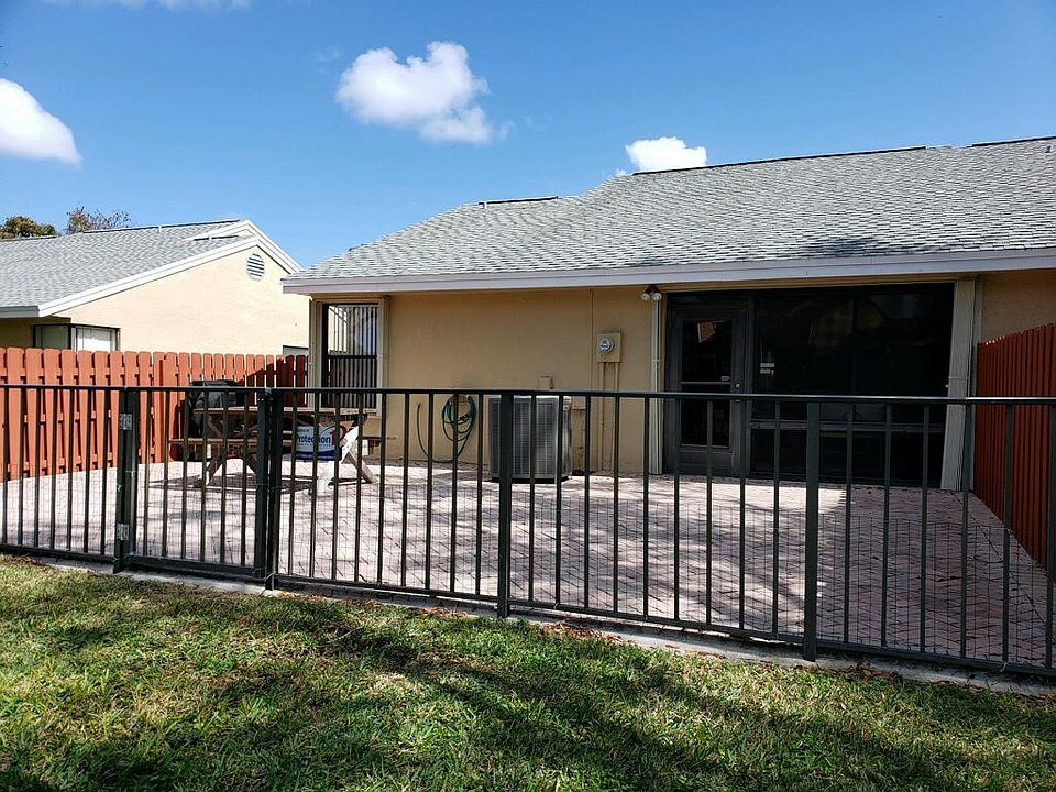 2nd image of 4561 Discovery Ln APT 16