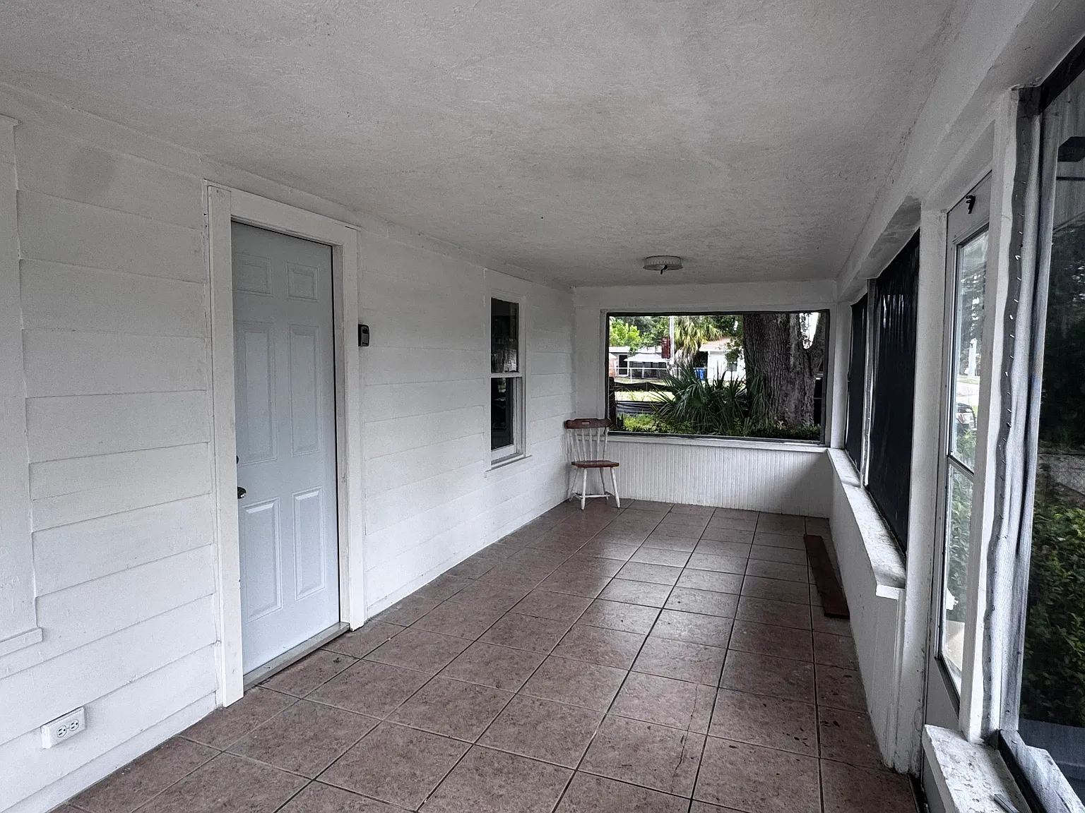 4 bed, 1502 sqft, $2,800 — Photo 2