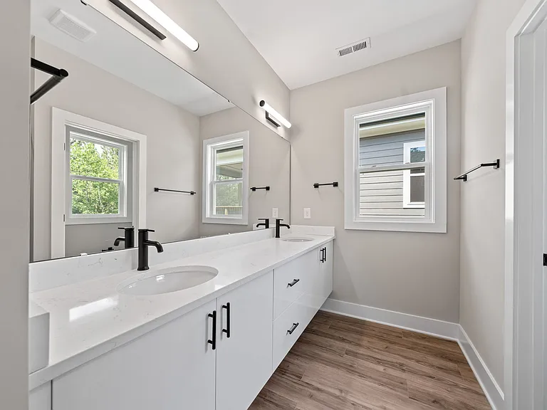 215 Summer Breeze Dr — Photo 28