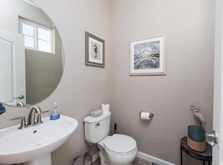 3432 Hampton Way, Clovis, CA 93619