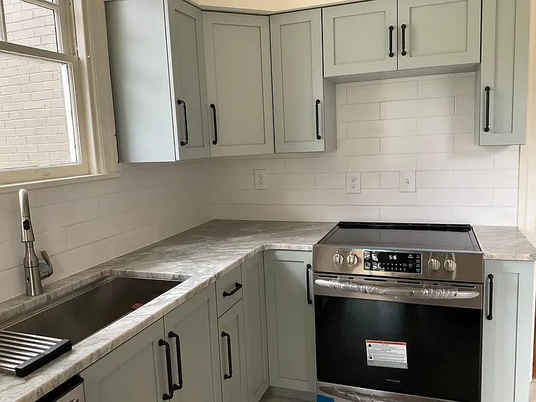 229 Cocoa Ave — Photo 3
