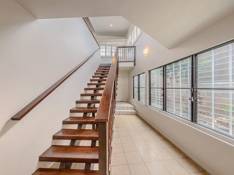 427 Paumakua Pl #2 — Photo 3