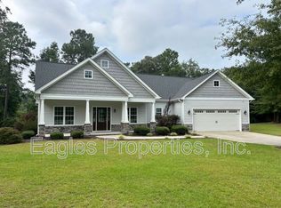 237 Deer Pointe Dr, Snow Hill, NC 28580
