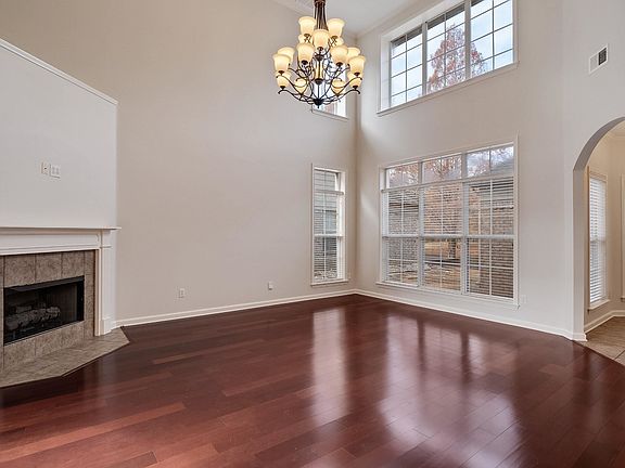 5th image of 9936 Oban Dr