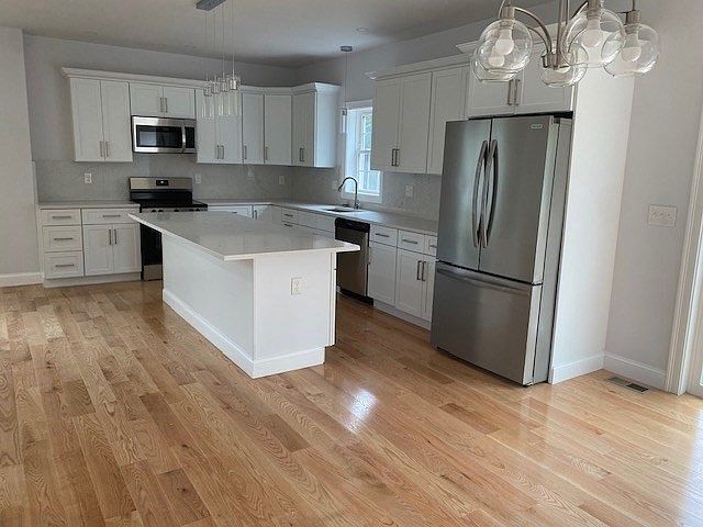 2nd image of 42 Modoc St