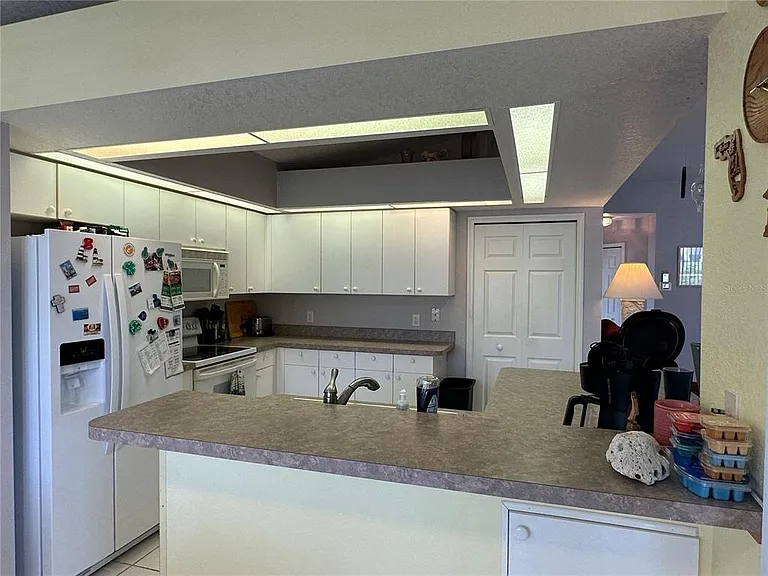 107 Cottage Pl — Photo 5