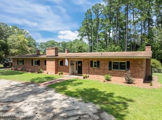6563 River Rd, Washington, NC 27889