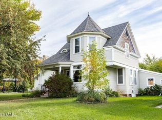 320 Elm St, Crookston, MN 56716