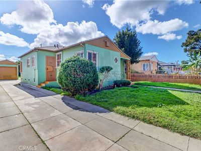 150 E 99th St, Los Angeles, CA, 90003