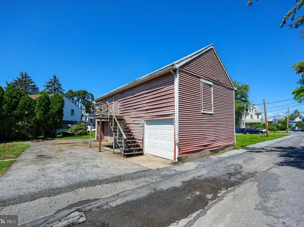 824 Mount Laurel Ave, Temple, PA 19560