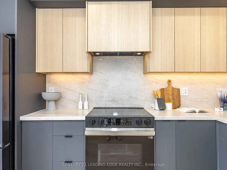 12 Marigold Ave — Photo 11