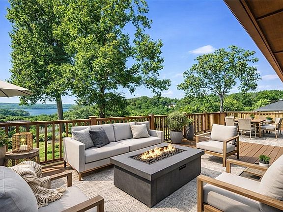 2nd image of 8073 Old White River Rd