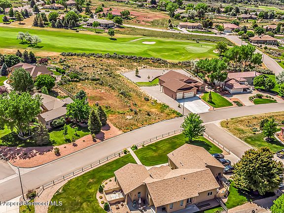 5th image of 184 Meadow Creek Dr