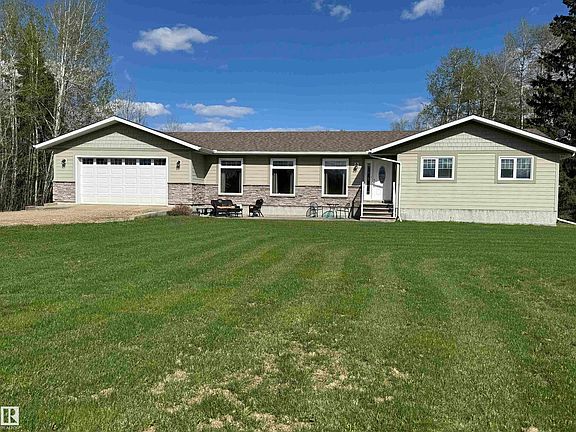 2nd image of 460011 Range Rd #72